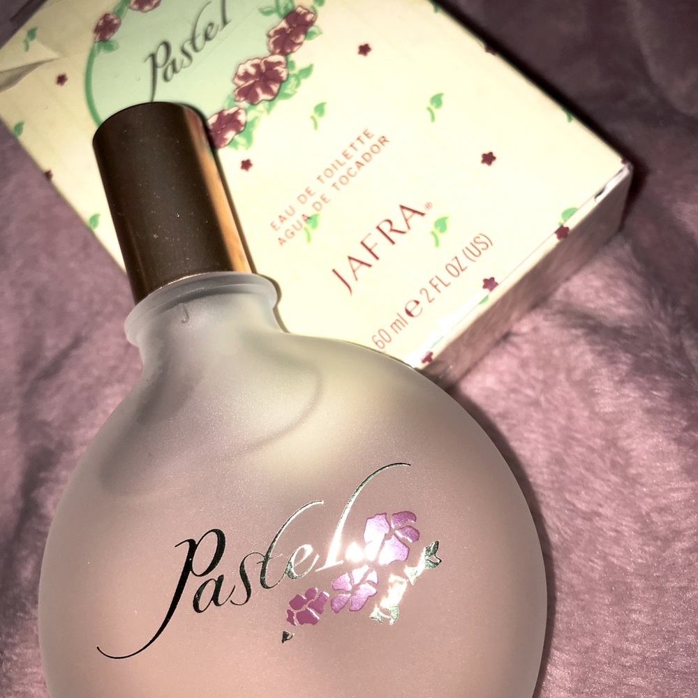 Jafra Pastel